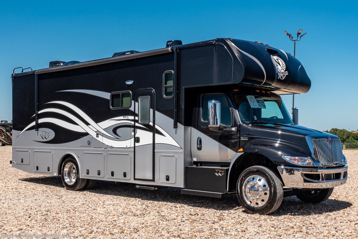 New 2021 Nexus Wraith 32W available in Alvarado, Texas