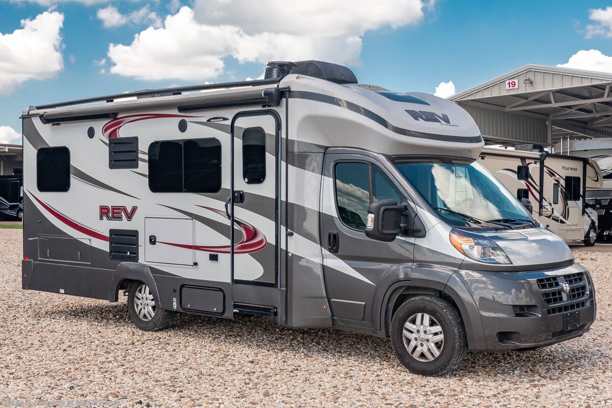 Used 2016 Dynamax Corp REV 24TB available in Alvarado, Texas