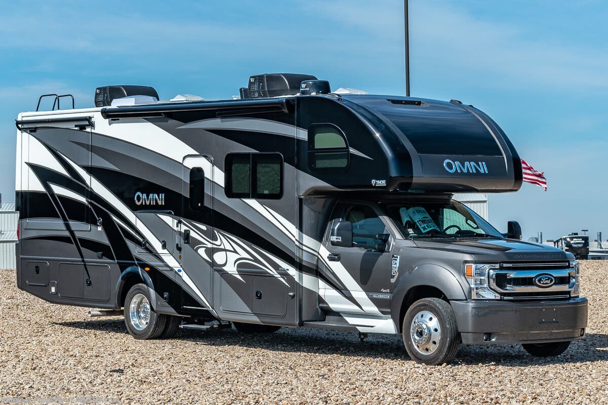 New 2021 Thor Motor Coach Omni XG32 available in Alvarado, Texas