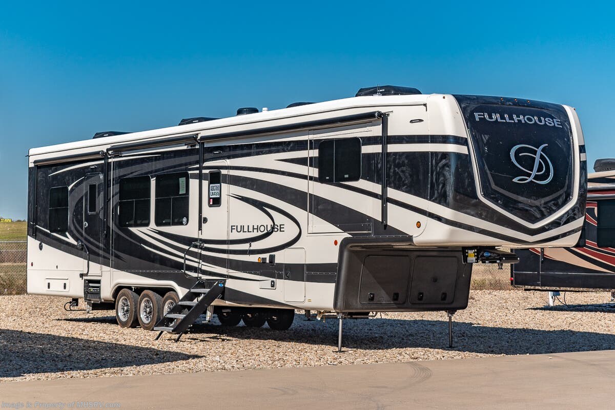 New 2022 DRV Full House LX455 available in Alvarado, Texas