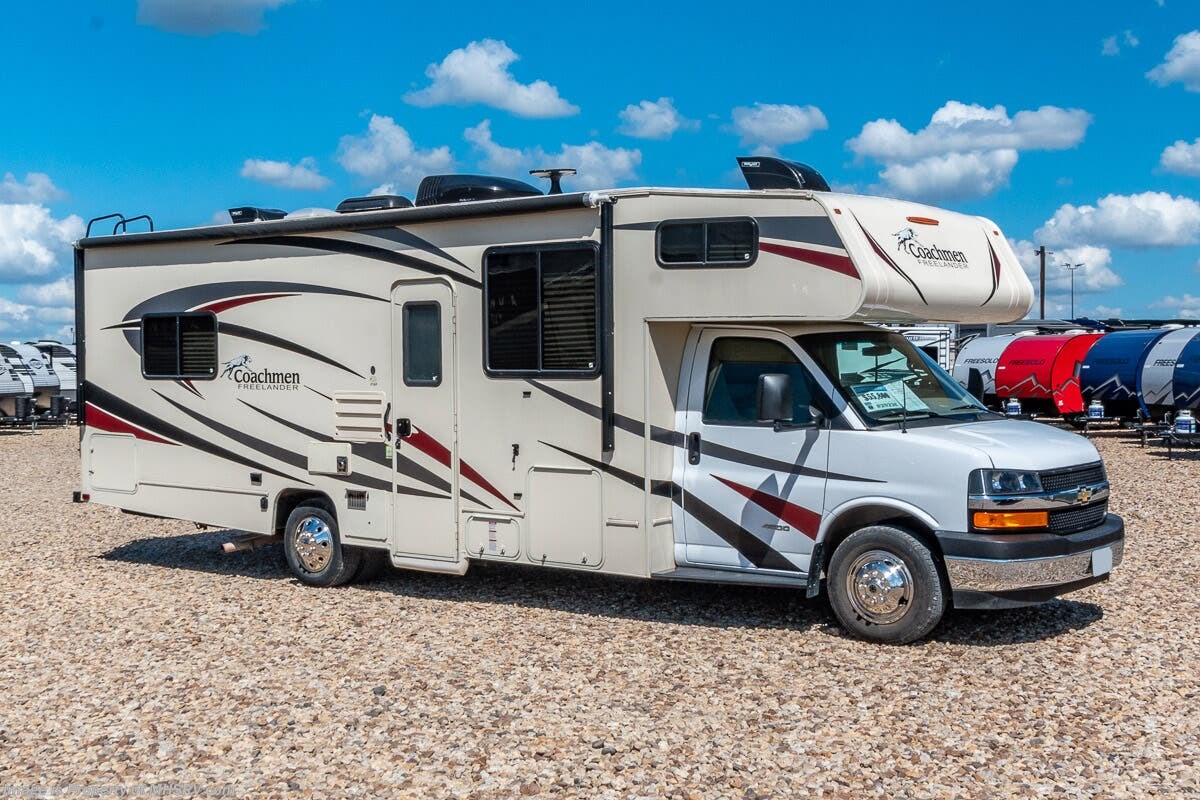 Used 2018  Coachmen Freelander 27QB by Coachmen from Motor Home Specialist in Alvarado, TX