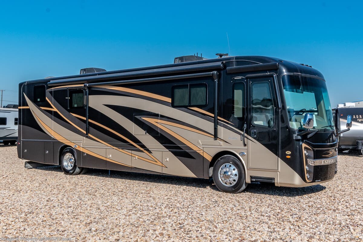 Used 2019 Entegra Coach Reatta 39BH available in Alvarado, Texas
