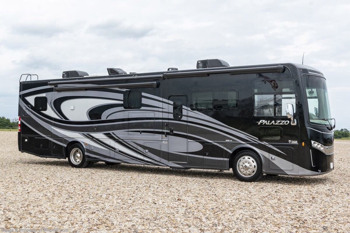 Used 2021 Thor Motor Coach Palazzo 37.4 available in Alvarado, Texas