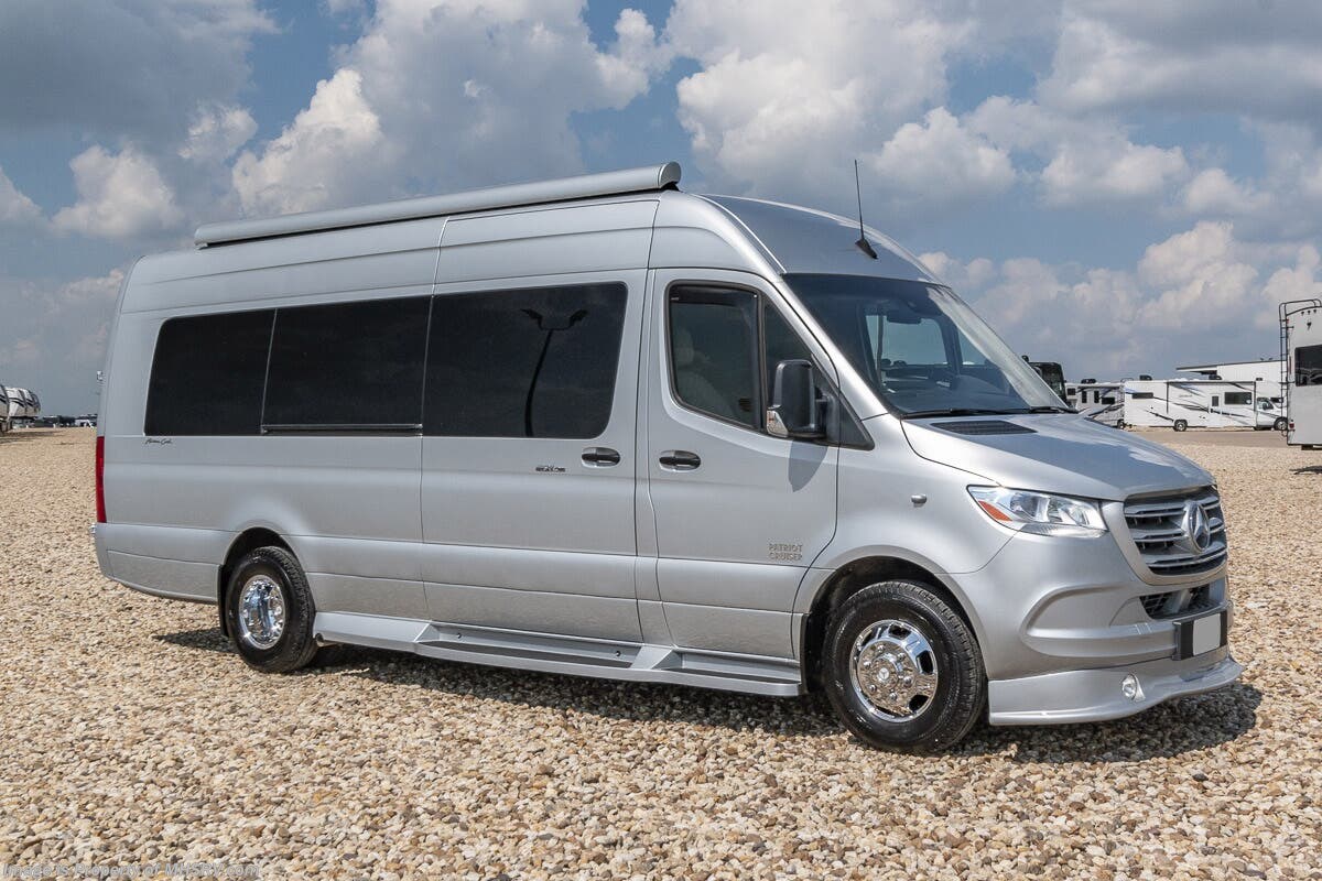Used 2021  American Coach Patriot Cruiser D6 by American Coach from Motor Home Specialist in Alvarado, TX