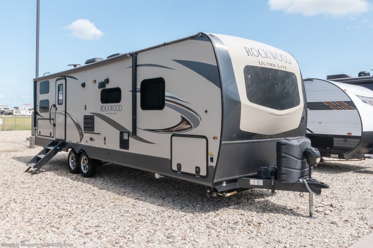 Used 2020 Forest River Rockwood 2706W available in Alvarado, Texas