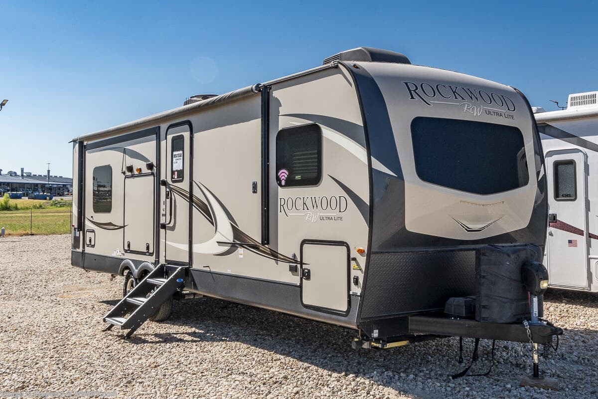 Used 2020 Forest River Rockwood 2707WS available in Alvarado, Texas