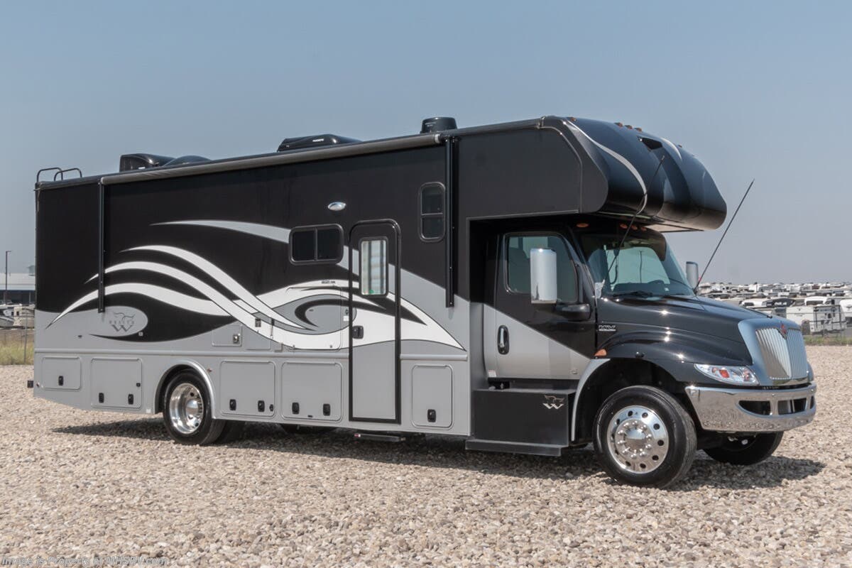 Used 2021 Nexus Wraith 32W available in Alvarado, Texas