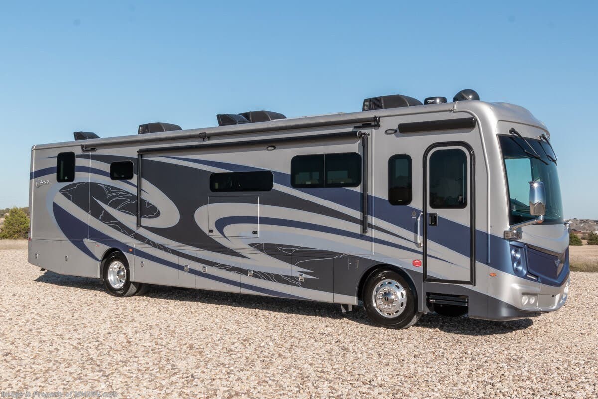 Used 2023 Fleetwood Discovery 38W available in Alvarado, Texas