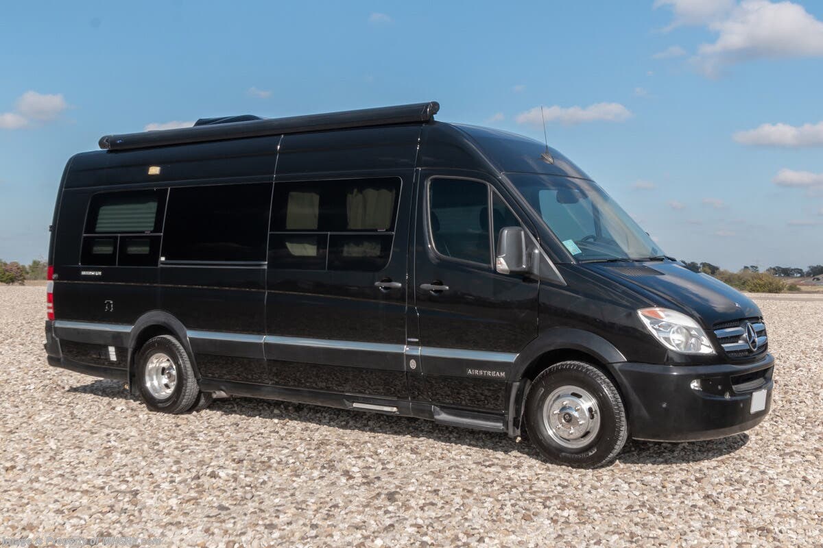 Used 2013  Airstream Interstate 3500 EXT Lounge by Airstream from Motor Home Specialist in Alvarado, TX