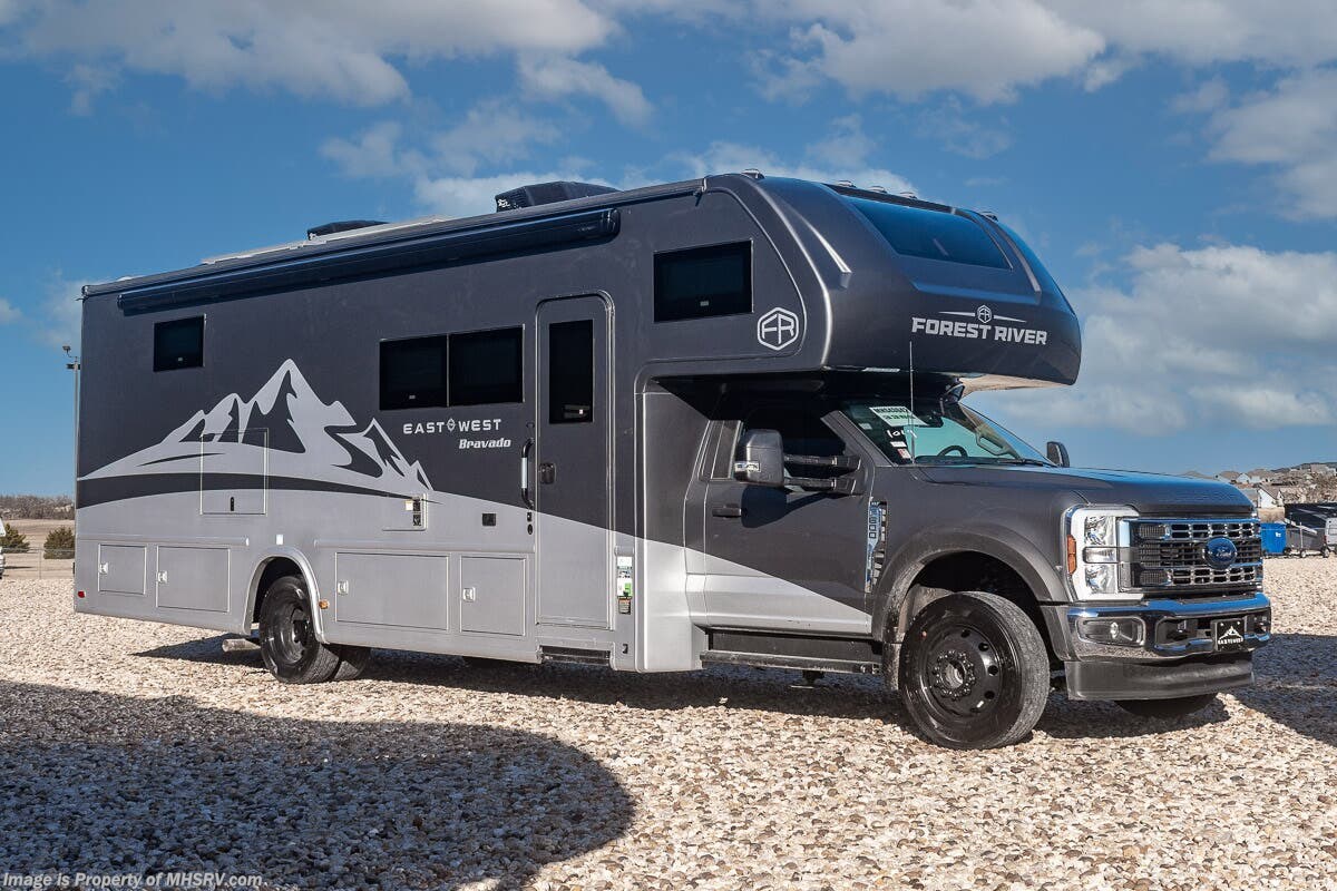 New 2025 East to West Bravado 33DS available in Alvarado, Texas