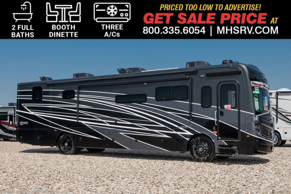 New 2026 Fleetwood Discovery 38W available in Alvarado, Texas