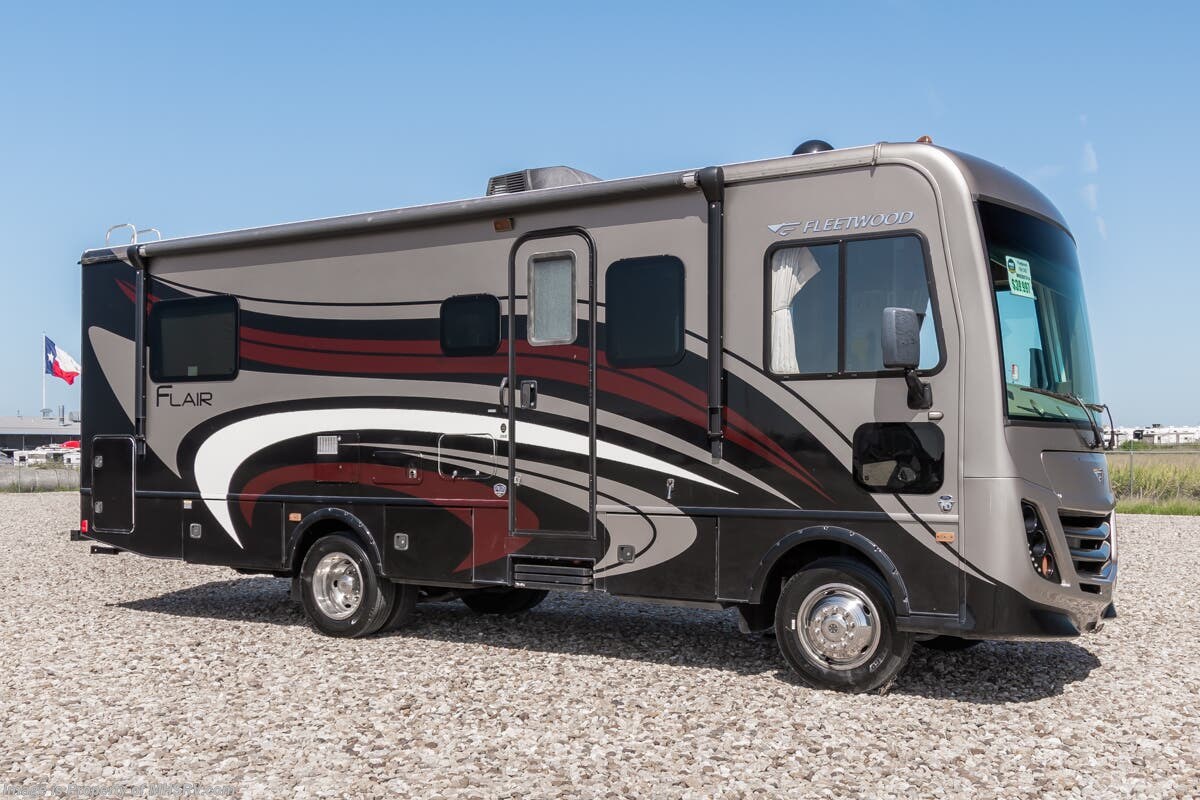 Used 2015 Fleetwood Flair 26D available in Alvarado, Texas