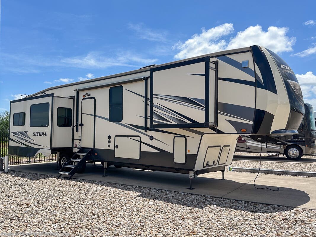 Used 2019 Forest River Sierra 368FBDS available in Alvarado, Texas