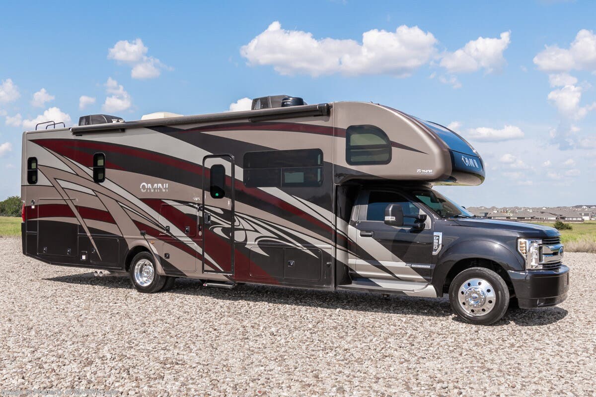 Used 2020 Thor Motor Coach Omni BB35 available in Alvarado, Texas