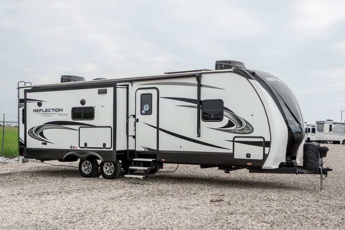 Used 2023 Grand Design Reflection 297RSTS available in Alvarado, Texas