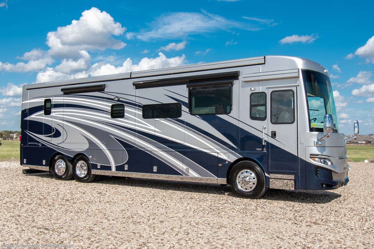 Used 2022 Newmar Mountain Aire 4118 available in Alvarado, Texas