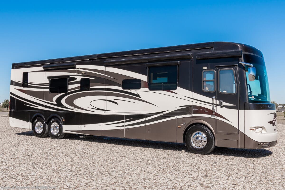 Used 2011 Newmar King Aire 4574 available in Alvarado, Texas