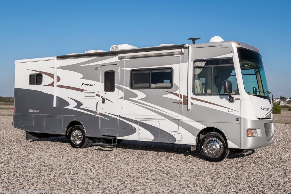 Used 2012  Itasca Sunstar 30T by Itasca from Motor Home Specialist in Alvarado, TX