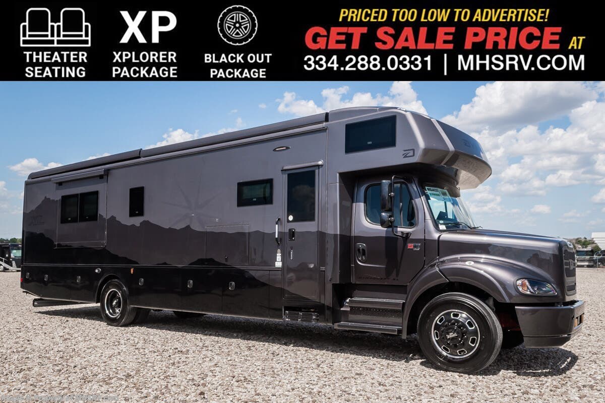New 2027 Dynamax Corp Dynaquest XL 3700RB available in Alvarado, Texas