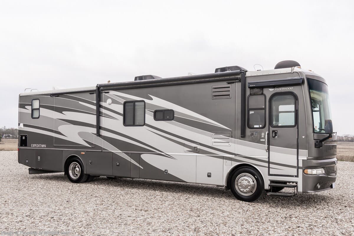 Used 2008 Fleetwood Expedition 38F available in Alvarado, Texas
