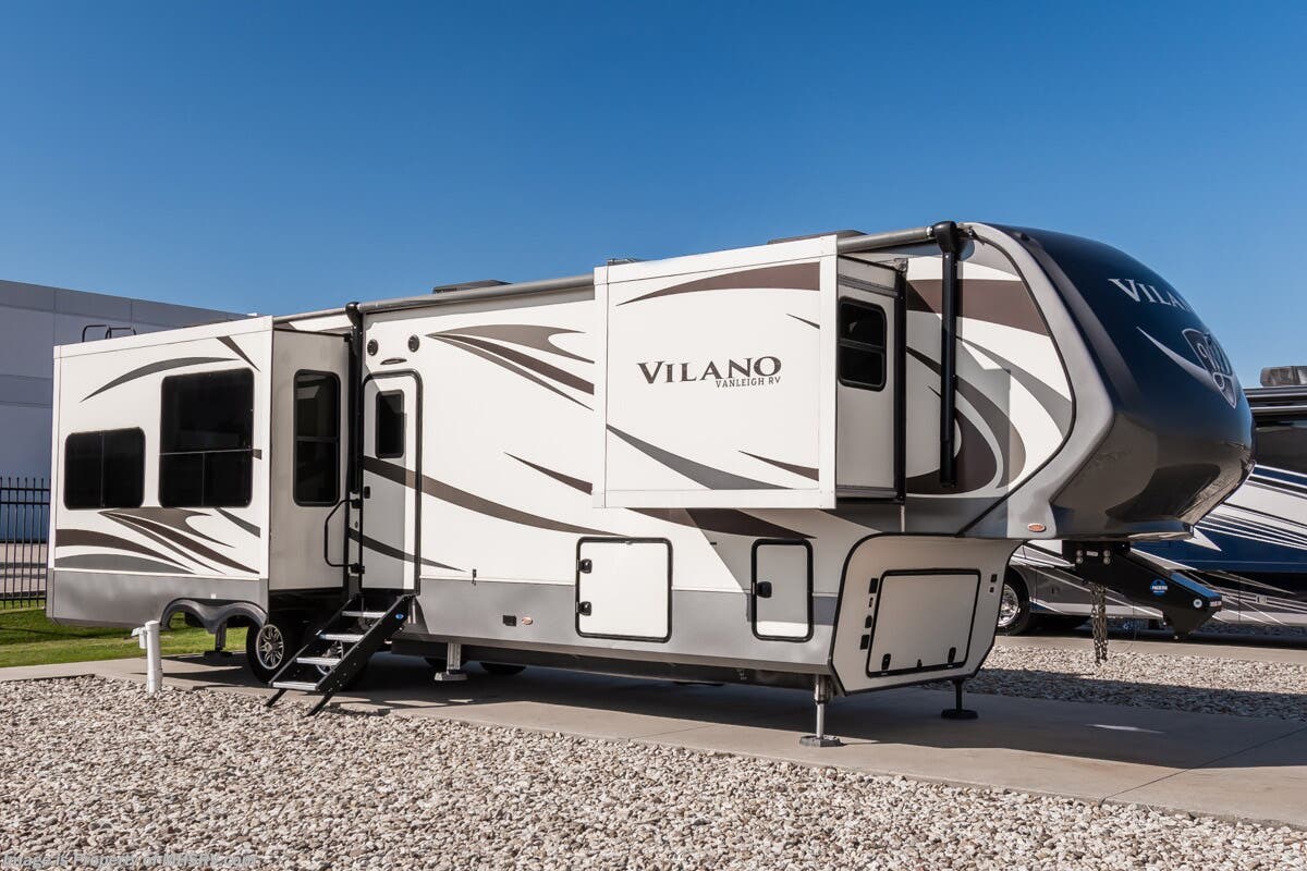 Used 2019 Vanleigh Vilano 365RL available in Alvarado, Texas