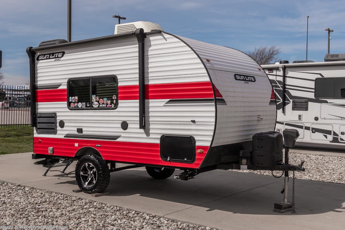 Used 2021 Sunset Park RV Sun Lite 16BH available in Alvarado, Texas
