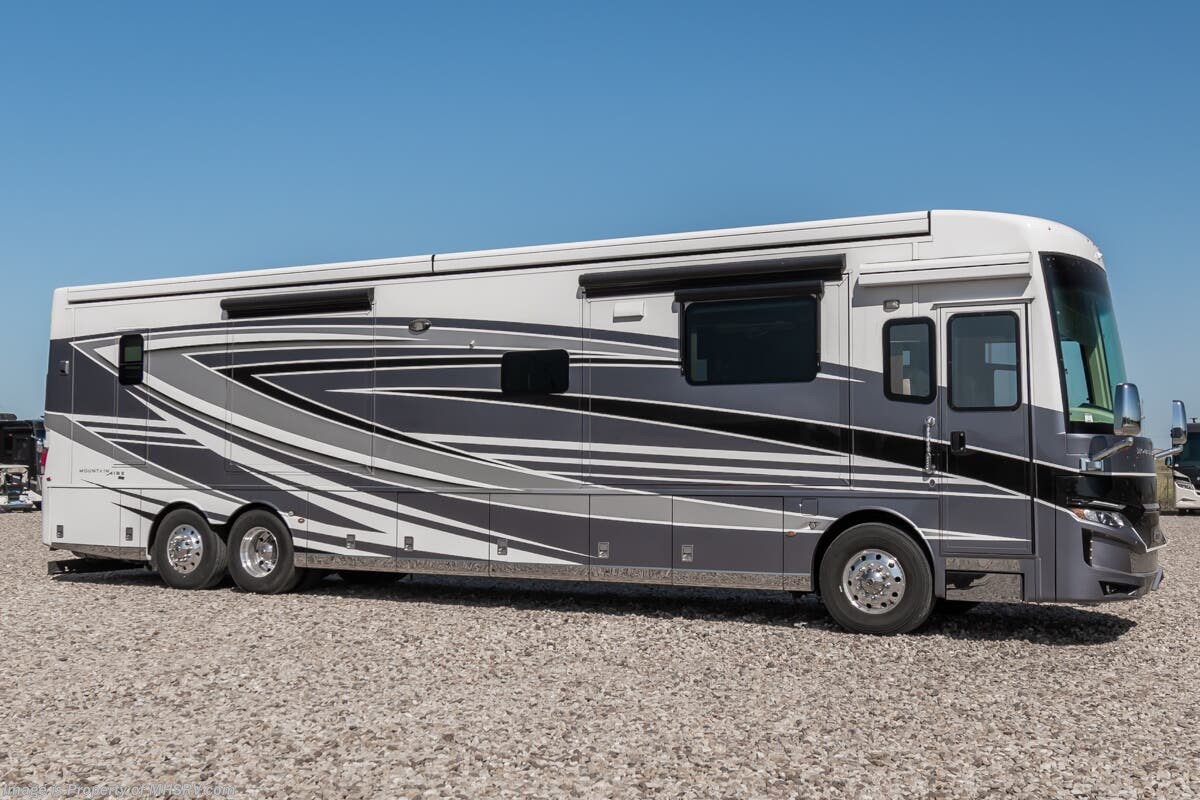Used 2023 Newmar Mountain Aire 4591 available in Alvarado, Texas
