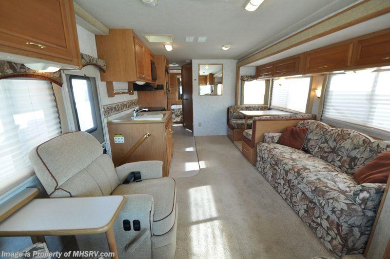 Used 2000  Fleetwood Southwind RV  Storm by Fleetwood from Motor Home Specialist in Alvarado, TX