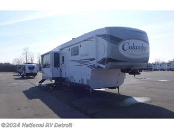New 2022 Palomino Columbus 384RK available in Belleville, Michigan