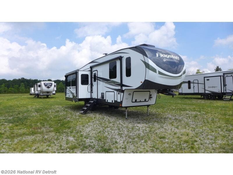 New 2023 Forest River Flagstaff Classic 8529RLBS available in Belleville, Michigan