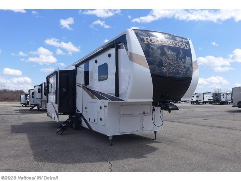New 2022 CrossRoads Redwood RW3401RL available in Belleville, Michigan