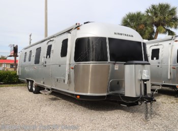 Used 2018 Airstream Classic 33FB available in Fort Myers, Florida