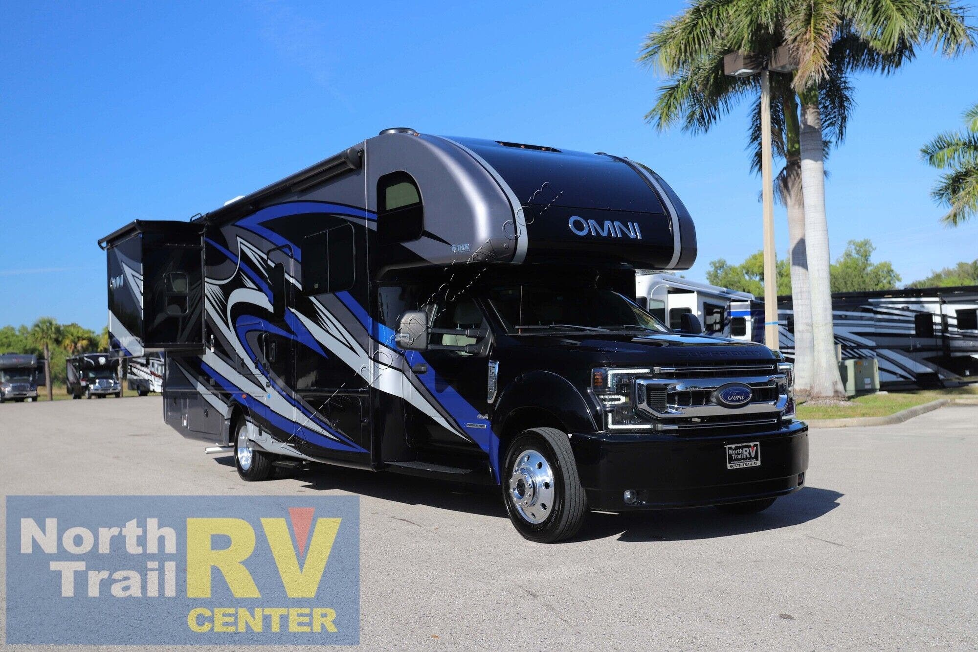 Used 2023 Thor Motor Coach Omni 32XG available in Fort Myers, Florida