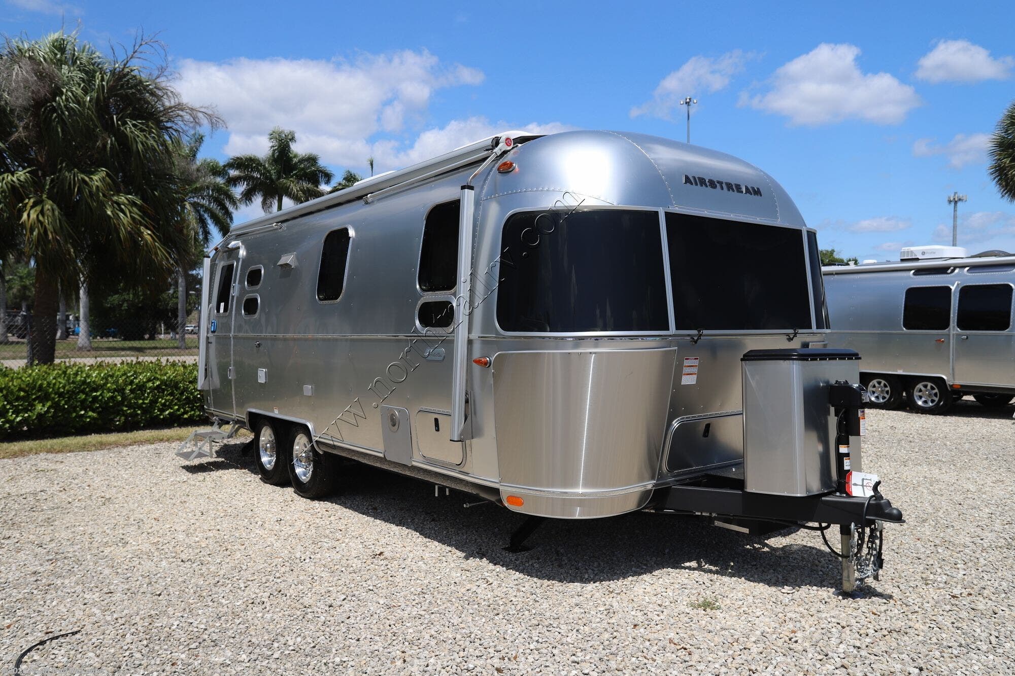 New 2026 Airstream Globetrotter 25FB available in Fort Myers, Florida