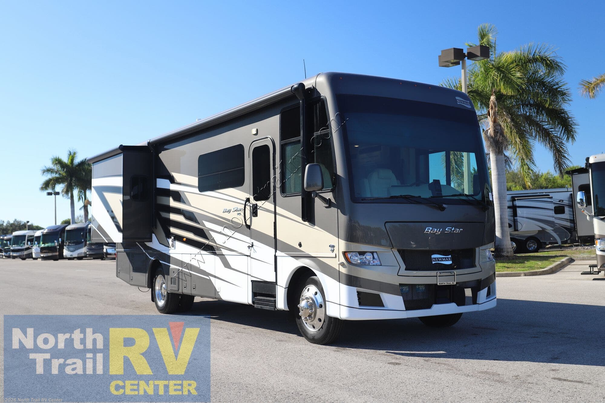 Used 2025 Newmar Bay Star 3016 available in Fort Myers, Florida