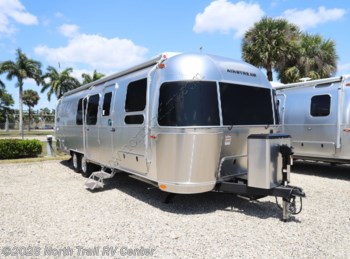 New 2026 Airstream Flying Cloud 30FBB available in Fort Myers, Florida