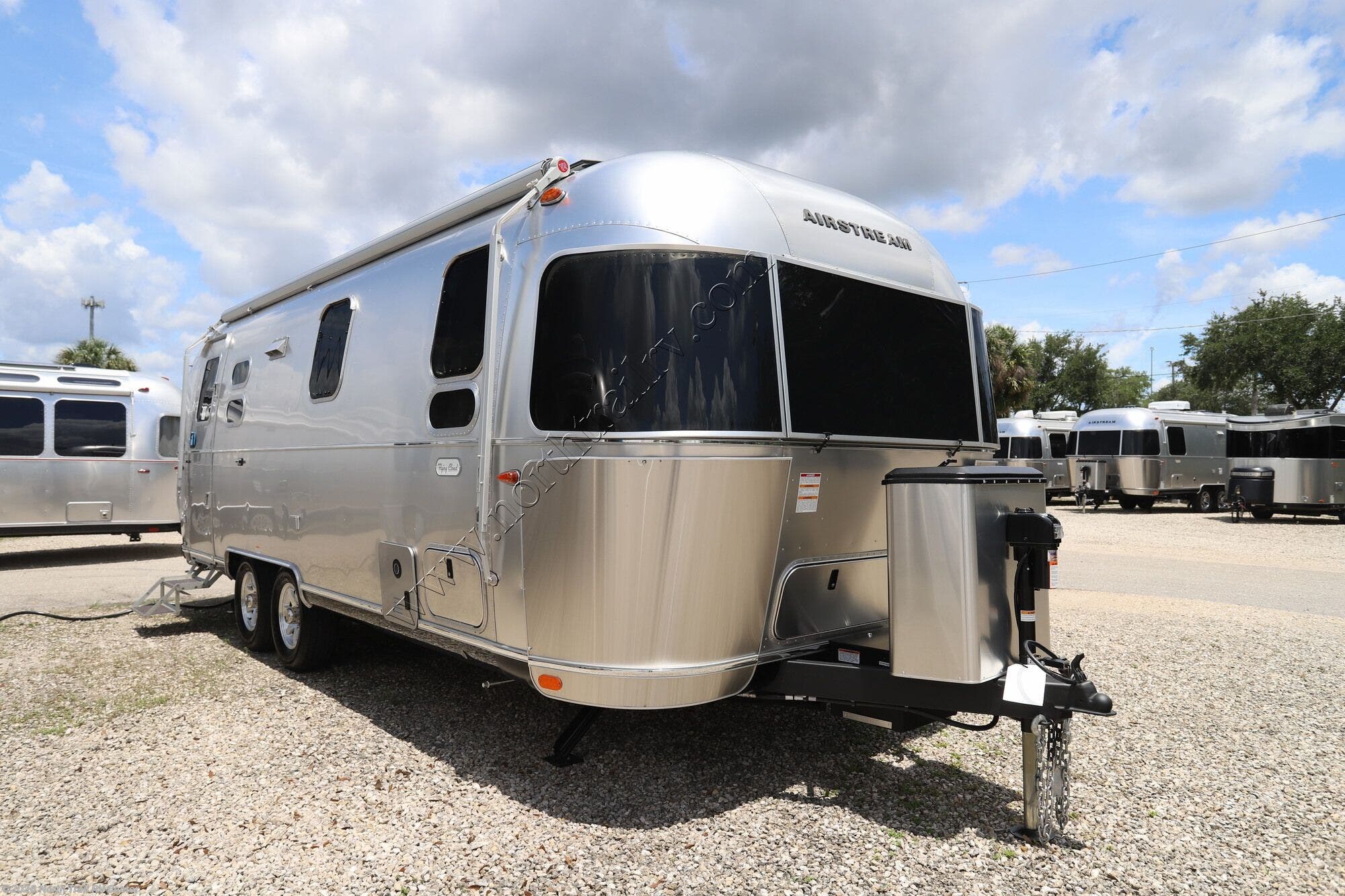 New 2026 Airstream Flying Cloud 25FB available in Fort Myers, Florida