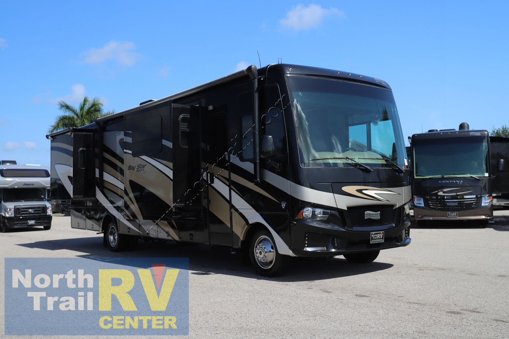 Used 2021 Newmar Bay Star Sport 3315 available in Fort Myers, Florida