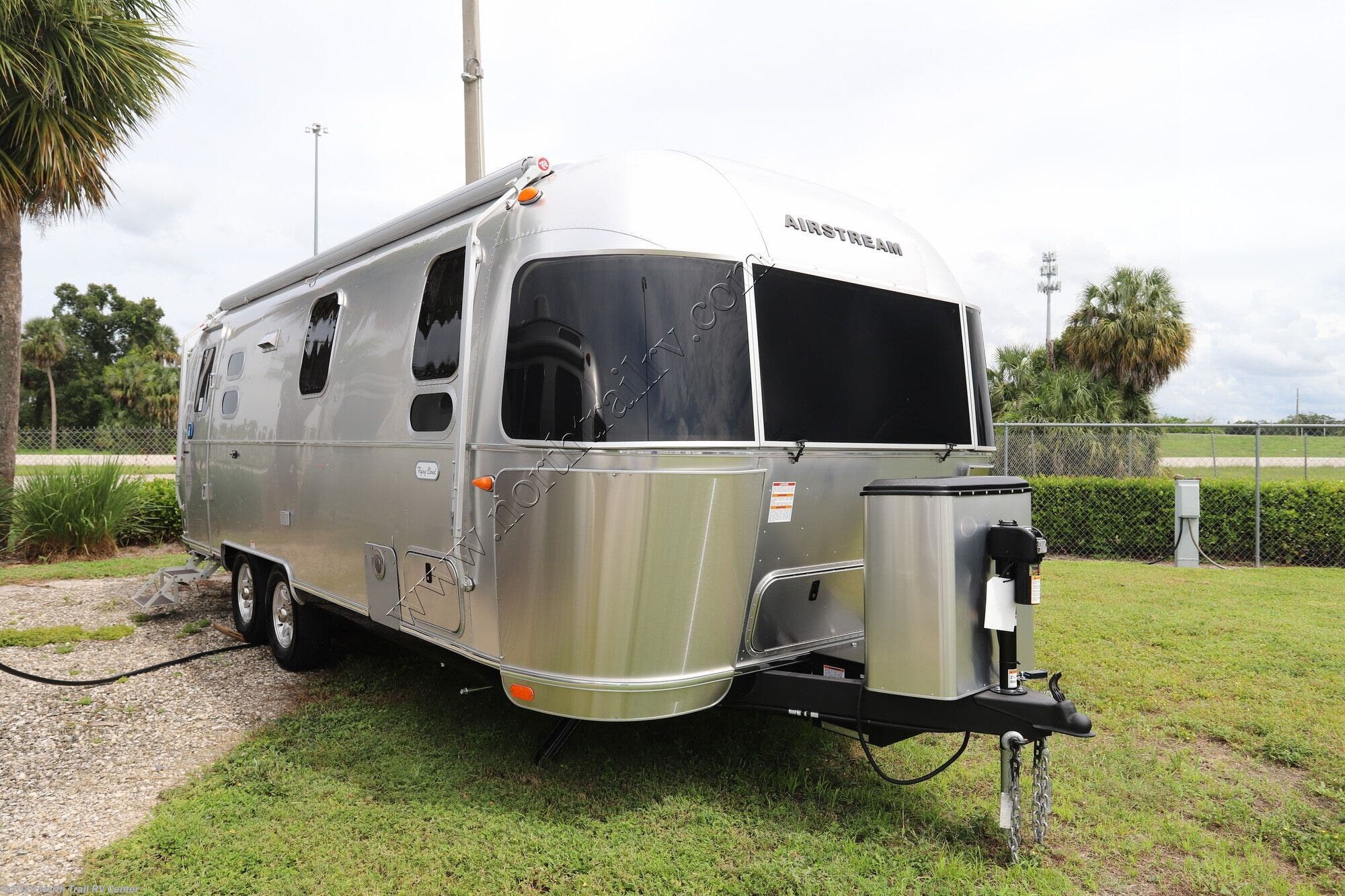 New 2027 Airstream Flying Cloud 25FB available in Fort Myers, Florida