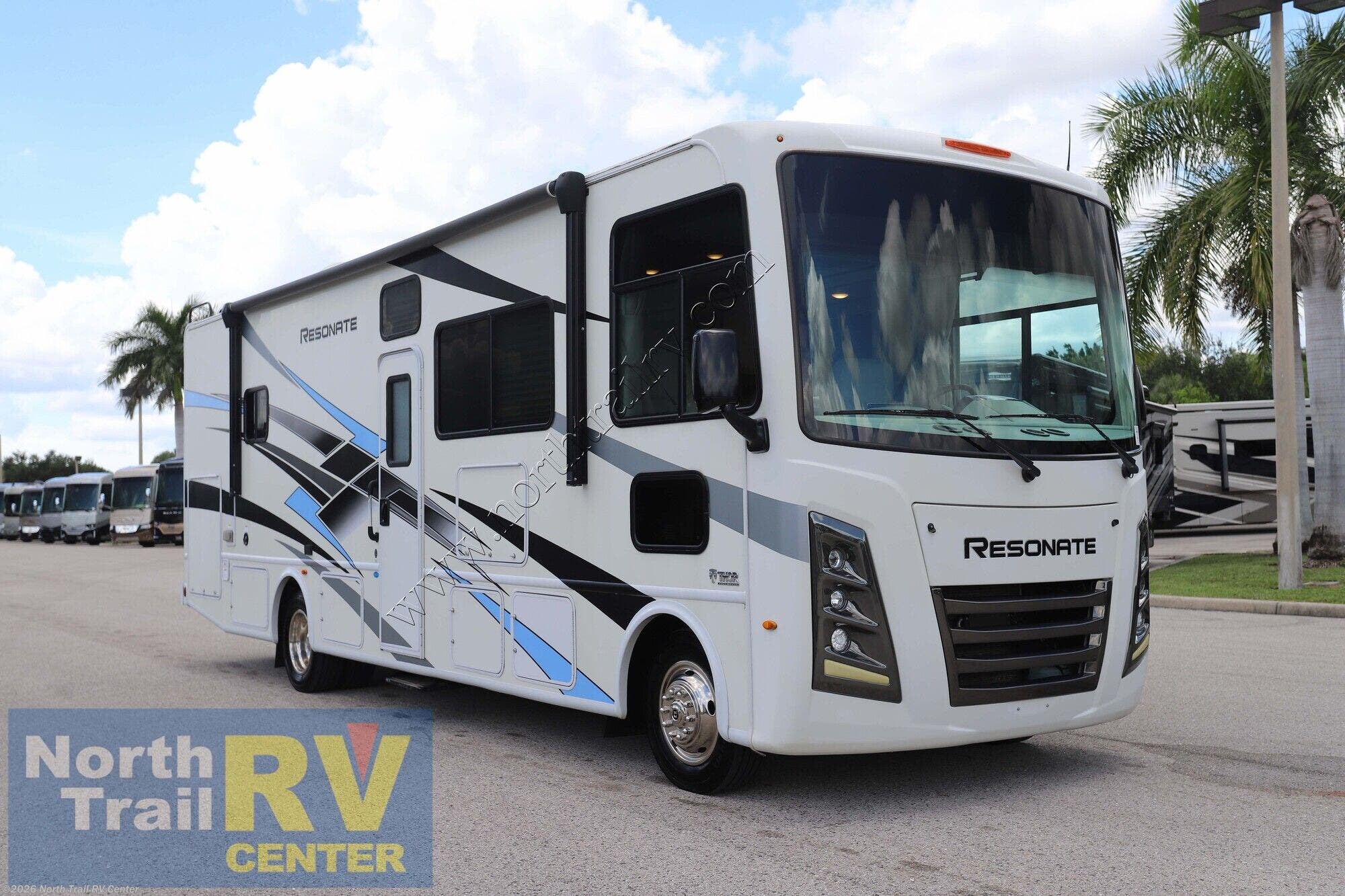 Used 2023  Thor Motor Coach Resonate 30C by Thor Motor Coach from North Trail RV Center in Fort Myers, FL