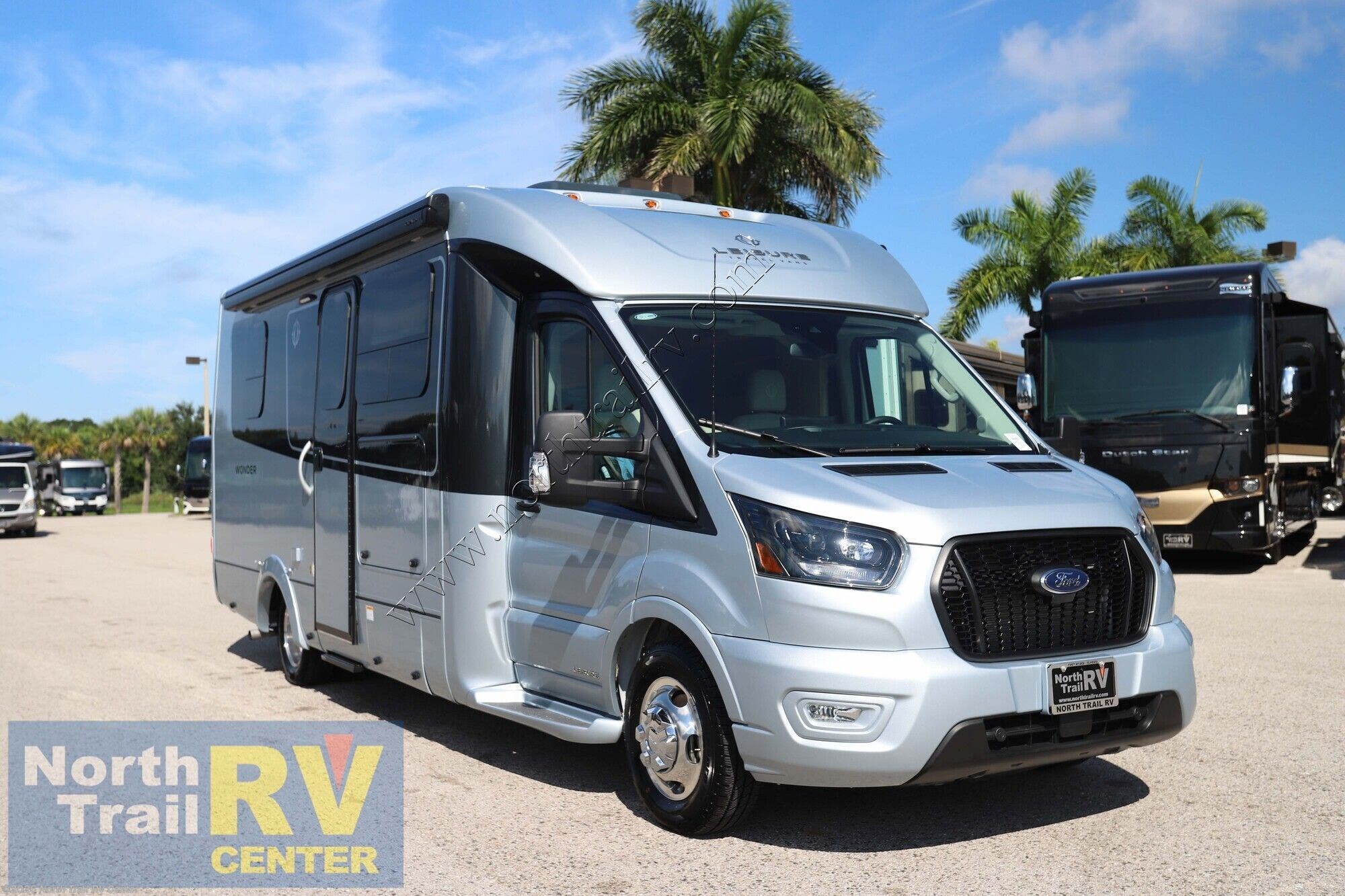 Used 2025  Leisure Travel Wonder 24MBL by Leisure Travel from North Trail RV Center in Fort Myers, FL