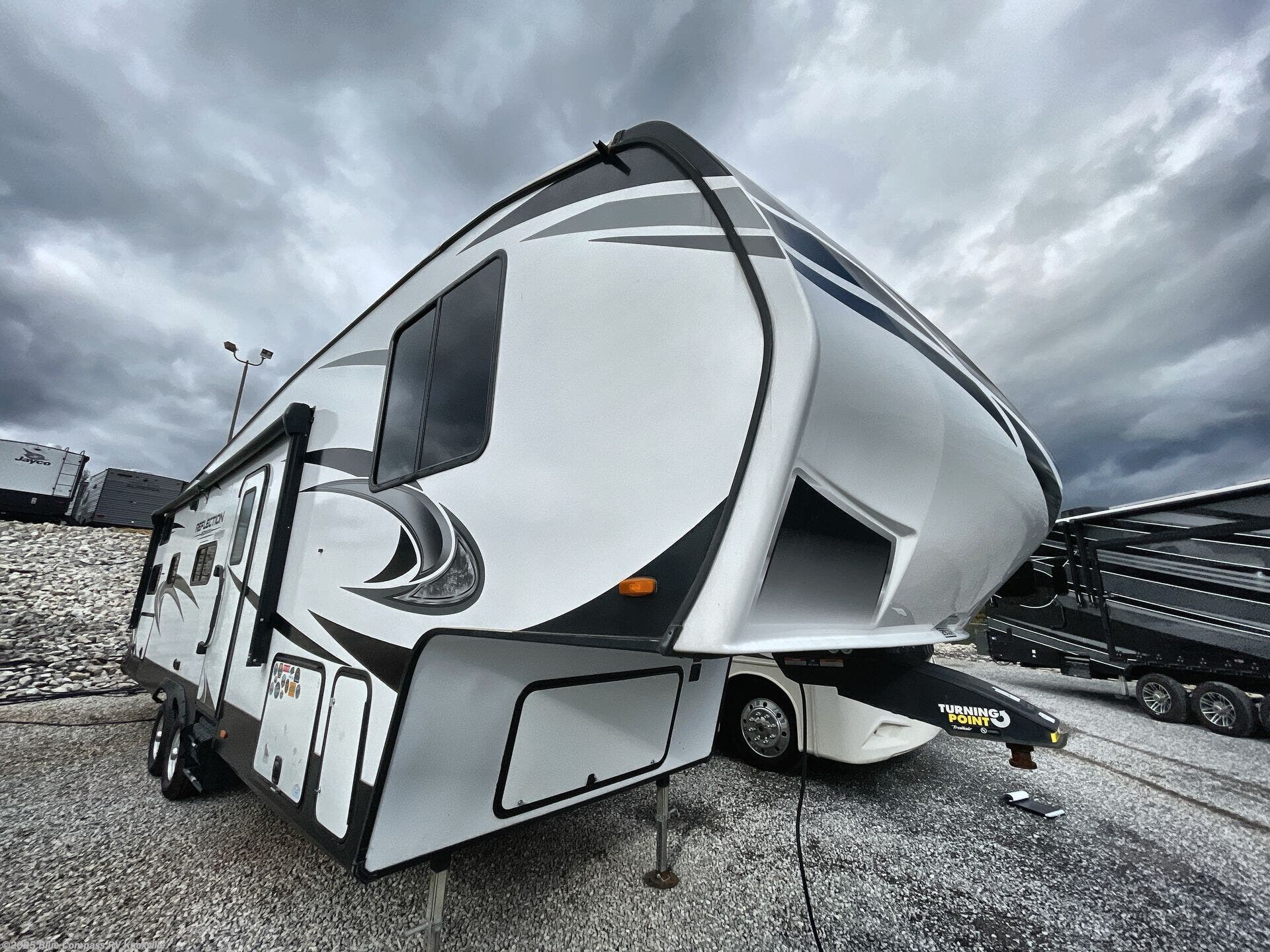 Used 2021 Grand Design Reflection 150 Series 290BH available in Louisville, Tennessee