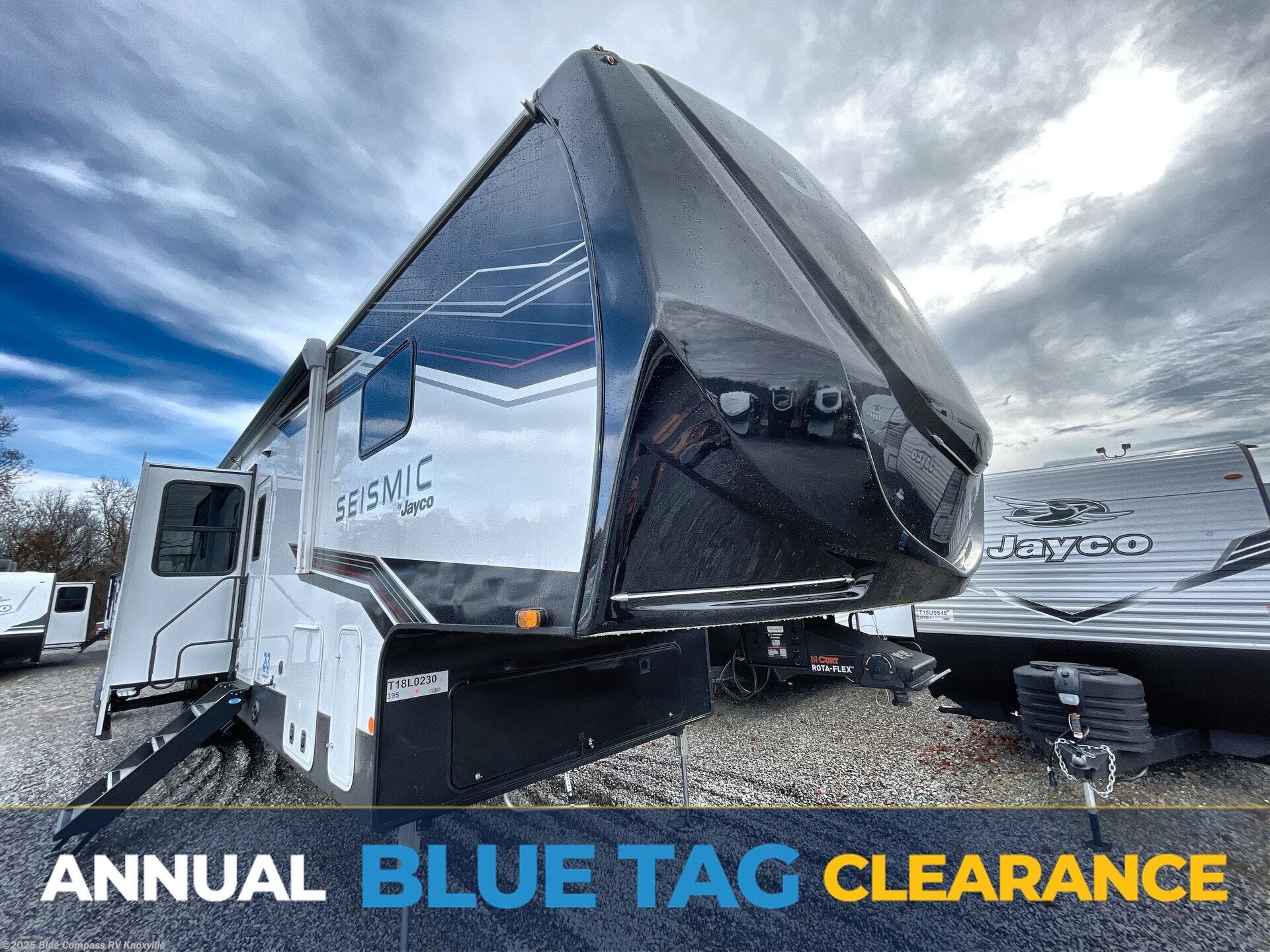 New 2026 Jayco Seismic 395 available in Louisville, Tennessee