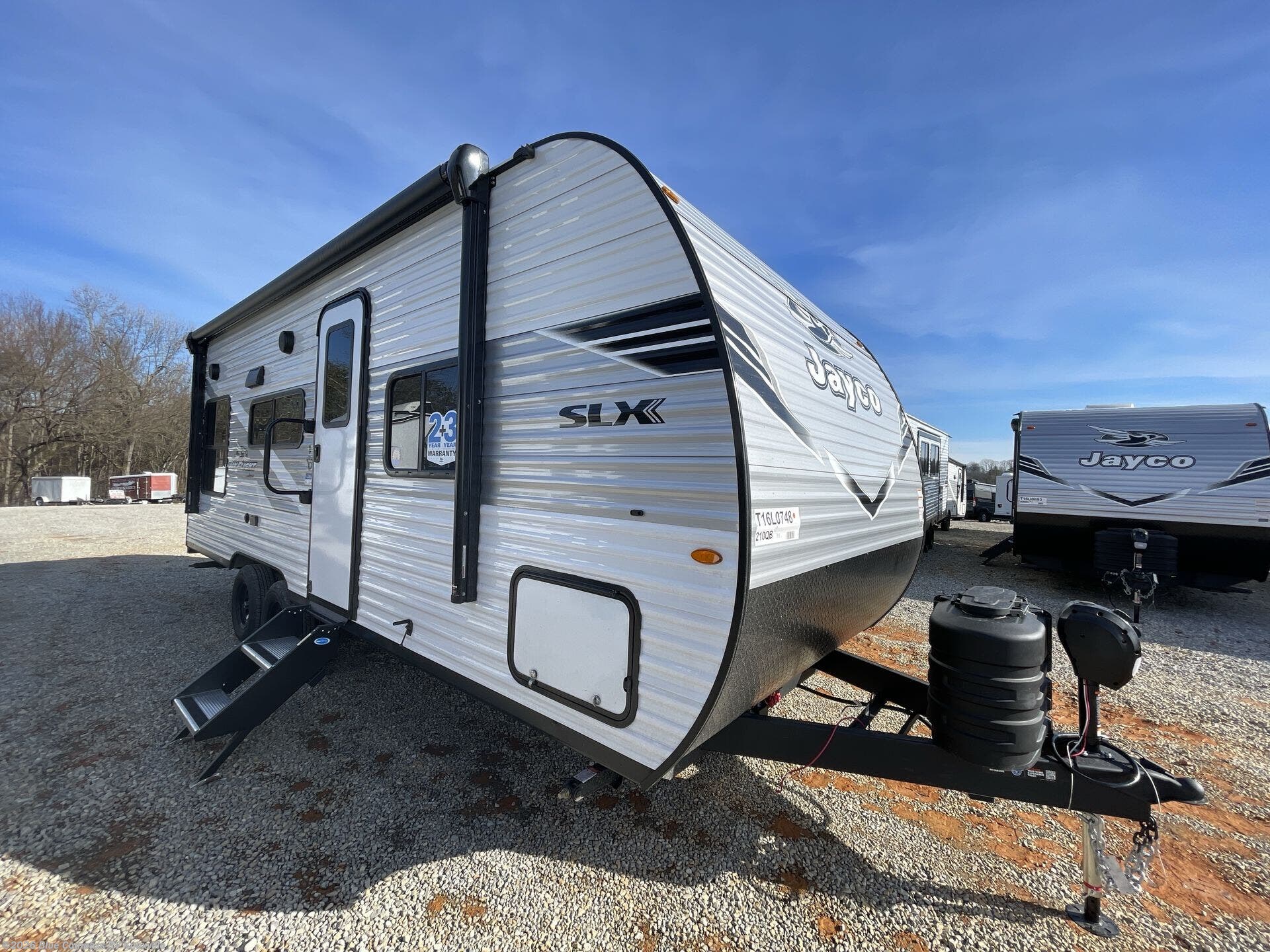 New 2026 Jayco Jay Flight SLX 210QB available in Louisville, Tennessee
