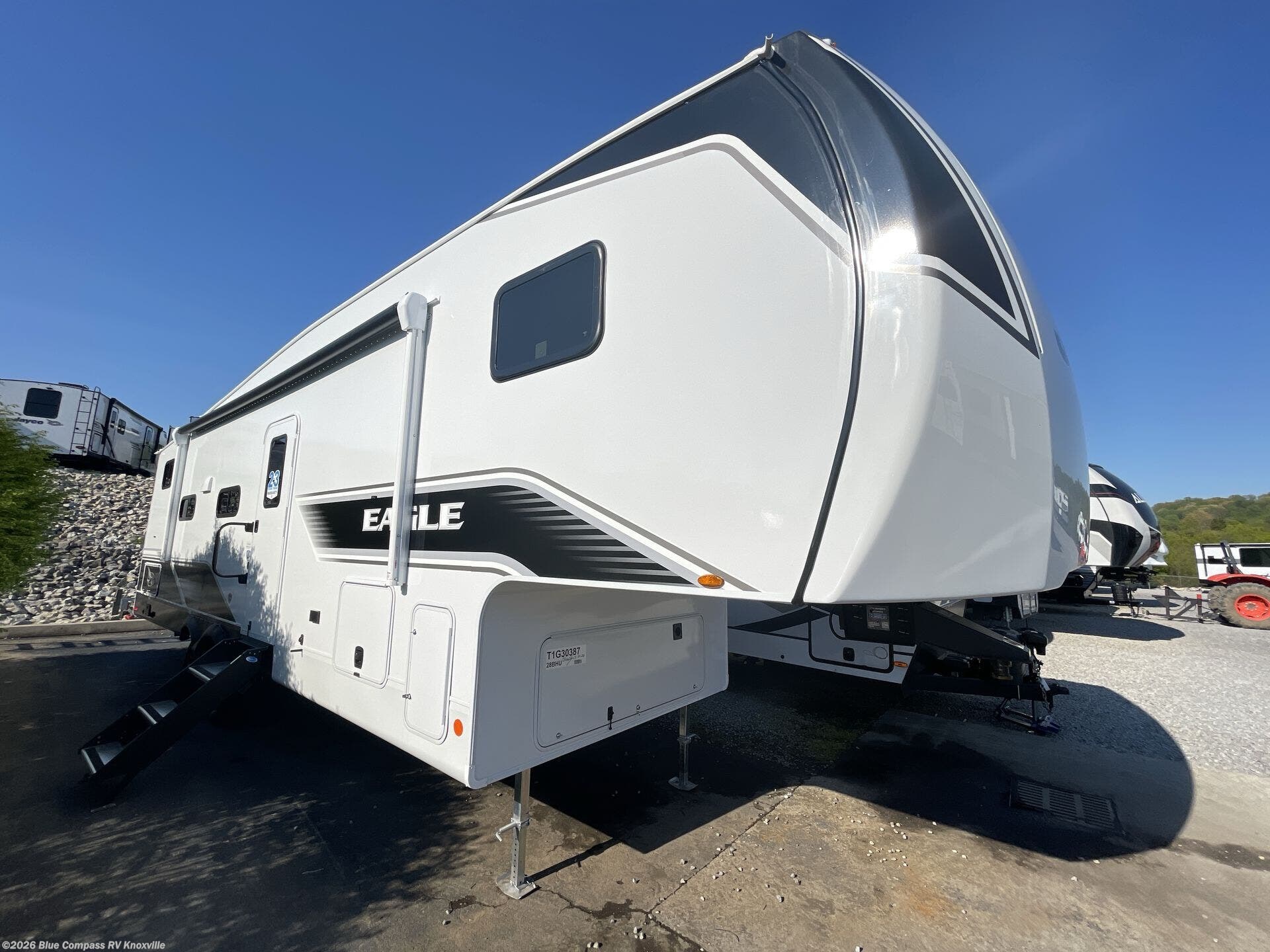 New 2026 Jayco Eagle SLE 28BHU available in Louisville, Tennessee