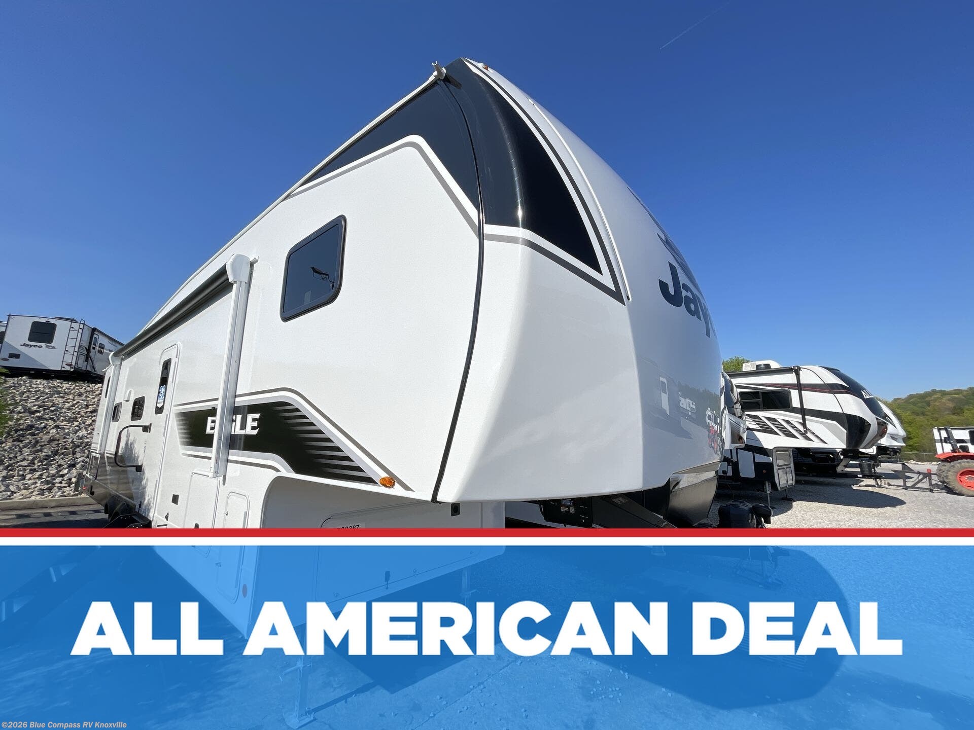 New 2026 Jayco Eagle SLE 28BHU available in Louisville, Tennessee