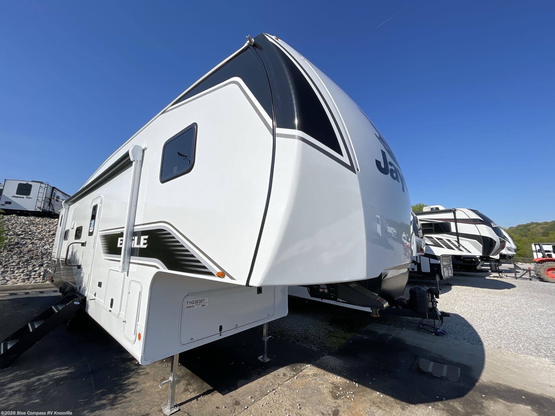 New 2026 Jayco Eagle SLE 28BHU available in Louisville, Tennessee