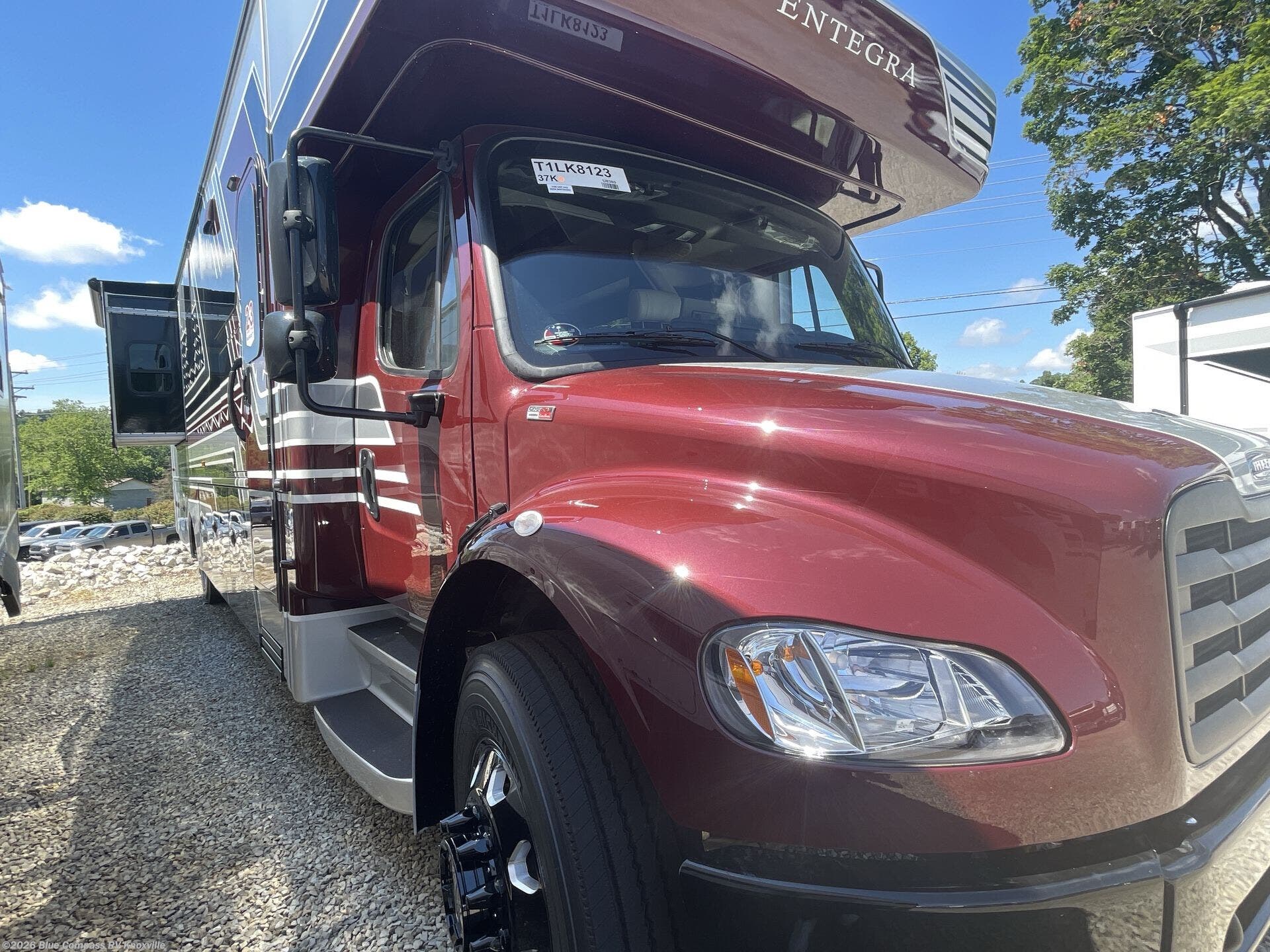 New 2026 Entegra Coach Accolade XL 37K available in Louisville, Tennessee