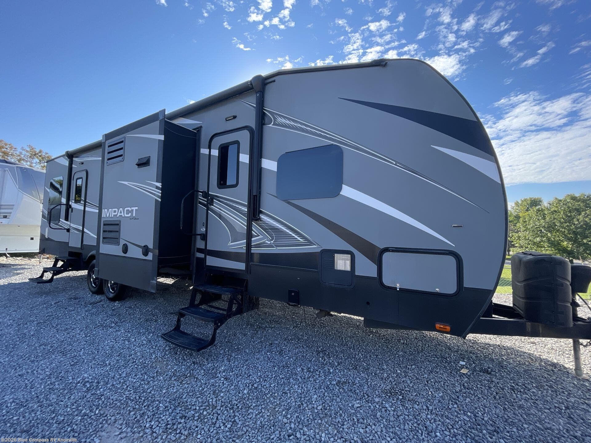 Used 2017 Keystone Impact 332 available in Louisville, Tennessee