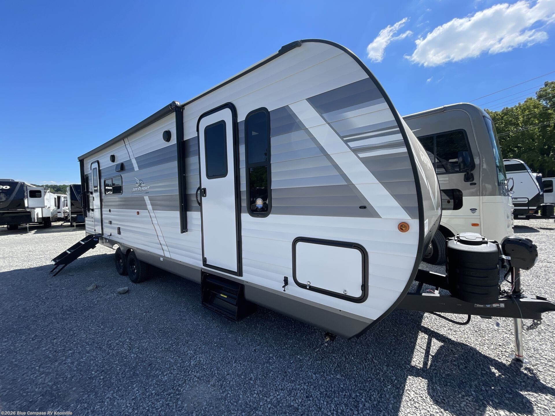 New 2027 Jayco Jay Flight SLX 262RLS available in Louisville, Tennessee